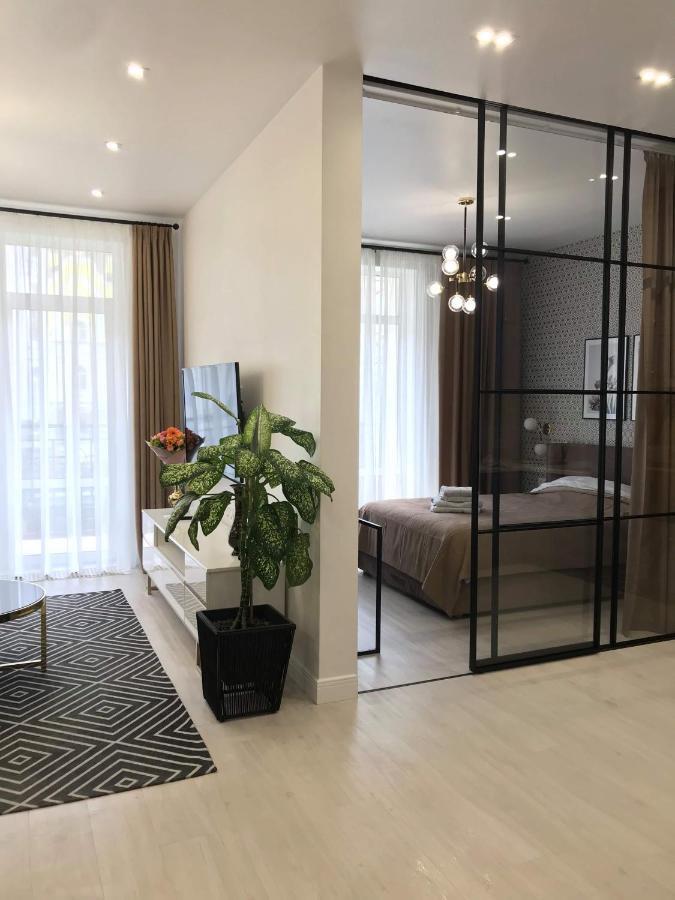 *Luxury Apartment In The City Center* 키예프 외부 사진